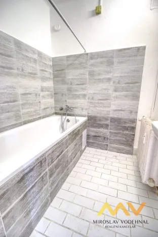 Pronájem bytu 2+1, Hradec Králové, Na Střezině, 55 m2