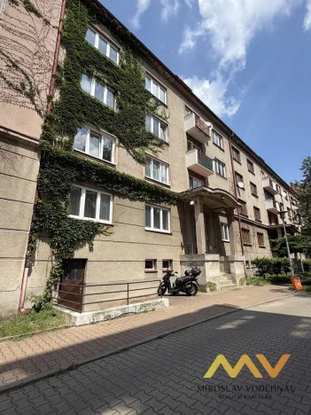 Pronájem bytu 2+1, Hradec Králové, Na Střezině, 55 m2