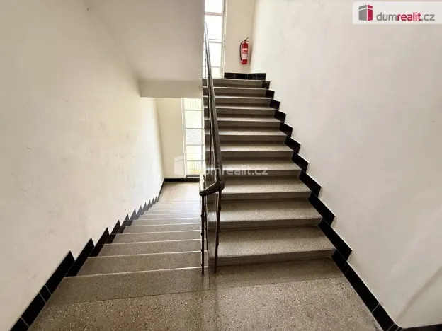 Pronájem bytu 2+1, Praha - Bubeneč, Ve struhách, 67 m2