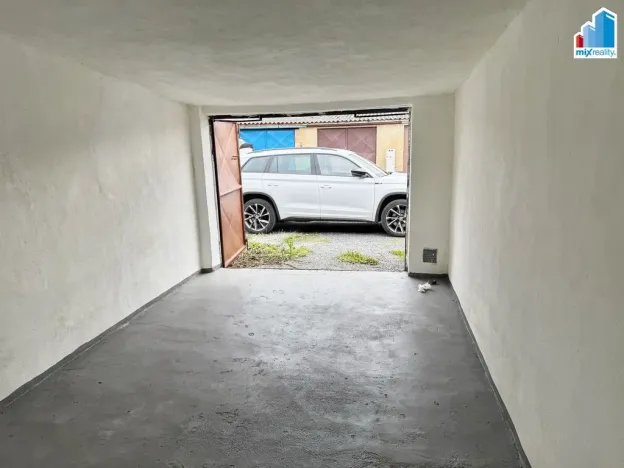 Pronájem garáže, Dobřany, Plzeňská, 19 m2