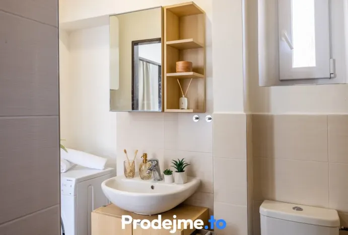 Pronájem bytu 1+1, Praha - Smíchov, Bieblova, 34 m2