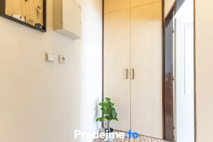 Pronájem bytu 1+1, Praha - Smíchov, Bieblova, 34 m2