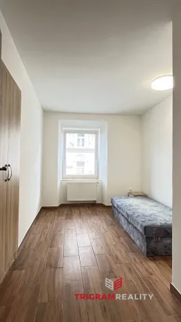Pronájem bytu 2+1, Hradec Králové - Plotiště nad Labem, Petra Jilemnického, 34 m2