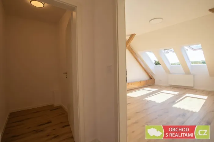 Pronájem bytu 2+kk, Heřmanův Městec, Masarykovo náměstí, 66 m2