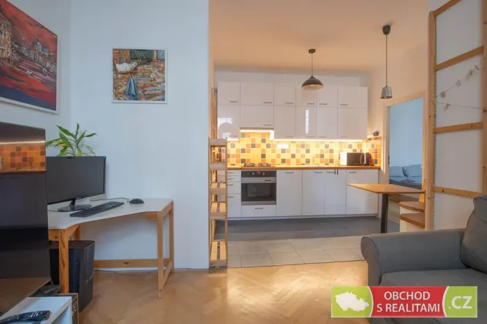 Prodej bytu 2+kk, Praha - Holešovice, U Uranie, 40 m2