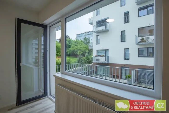 Pronájem bytu 1+kk, Praha - Strašnice, Štěchovická, 45 m2