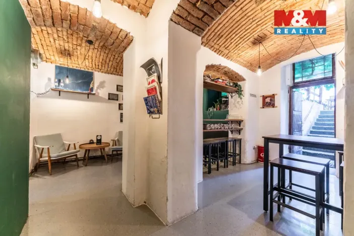 Pronájem restaurace, Praha - Vinohrady, Rumunská, 170 m2