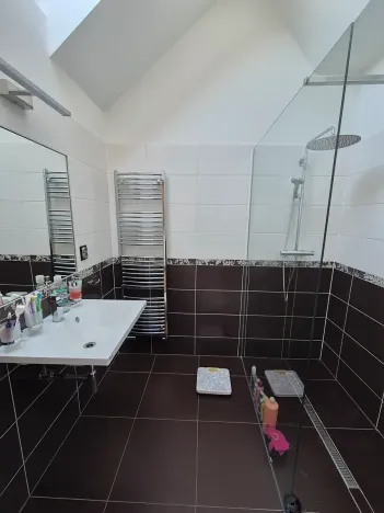 Prodej rodinného domu, Buštěhrad, Pražská, 166 m2
