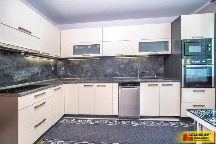 Prodej bytu 3+1, Vranov nad Dyjí, 65 m2