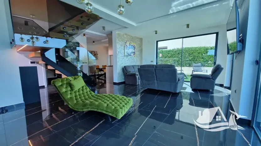Prodej bytu 5+kk, Sukošan, Chorvatsko, 140 m2