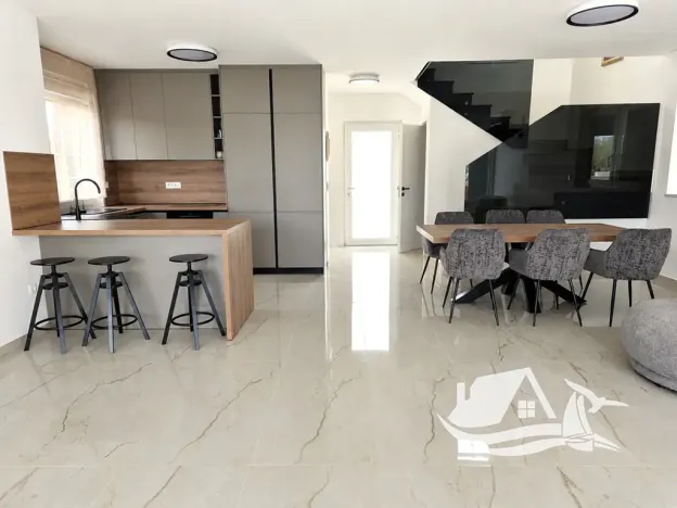 Prodej rodinného domu, Privlaka, Chorvatsko, 175 m2