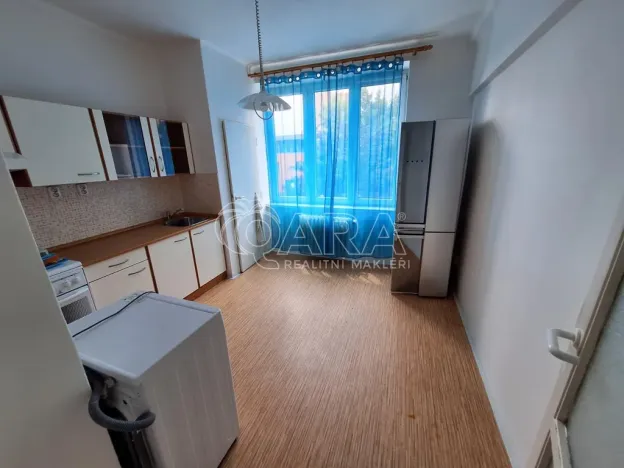 Pronájem bytu 1+1, Neratovice, Dr. E. Beneše, 39 m2