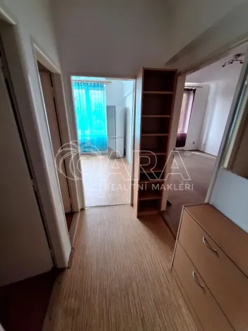 Pronájem bytu 1+1, Neratovice, Dr. E. Beneše, 39 m2