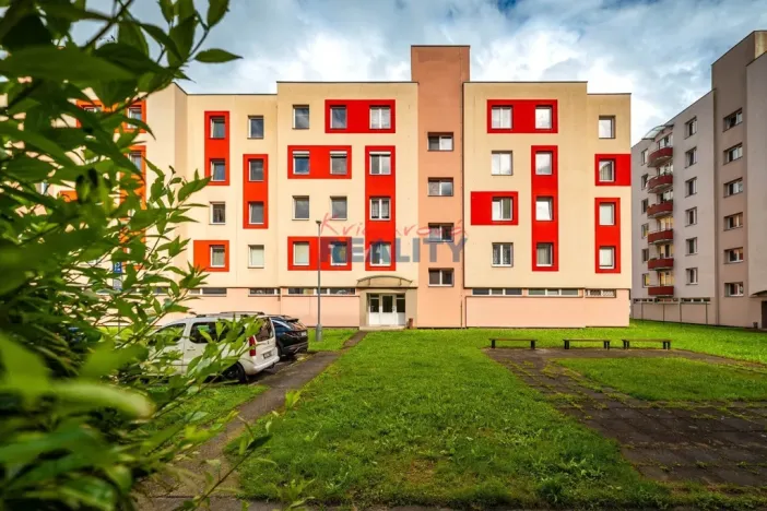 Prodej bytu 4+1, České Budějovice - České Budějovice 3, Průběžná, 78 m2