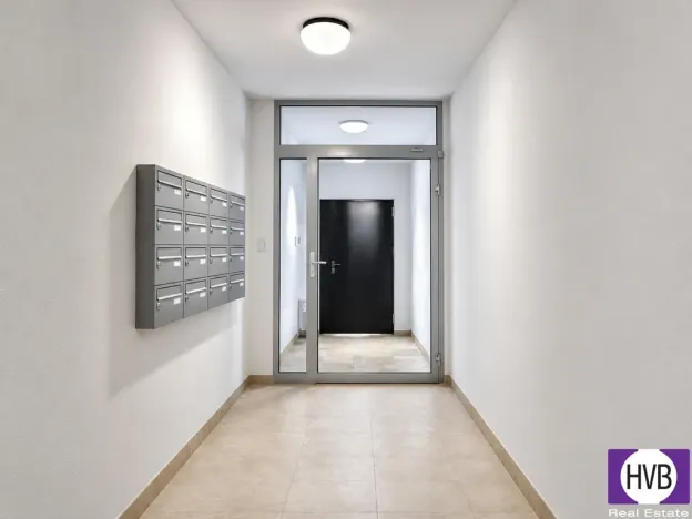 Prodej kanceláře, Praha, U zákrutu, 18 m2