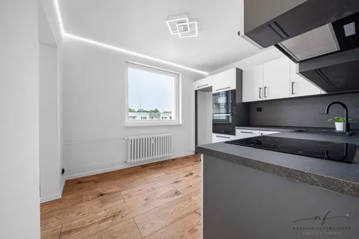 Prodej bytu 3+1, Toužim, Na Zámecké, 67 m2