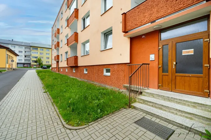Prodej bytu 3+1, Toužim, Na Zámecké, 67 m2