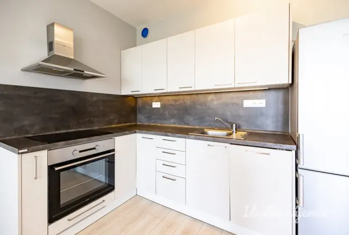 Prodej bytu 1+kk, Praha - Kyje, Sicherova, 33 m2