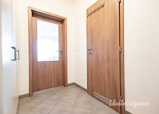 Prodej bytu 1+kk, Praha - Kyje, Sicherova, 33 m2