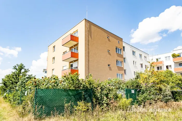 Prodej bytu 1+kk, Praha - Kyje, Sicherova, 33 m2