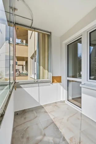 Pronájem bytu 3+kk, Praha - Vysočany, Novovysočanská, 73 m2