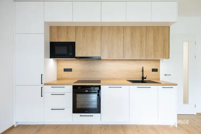 Pronájem bytu 1+kk, Praha - Chodov, Nebřenická, 37 m2