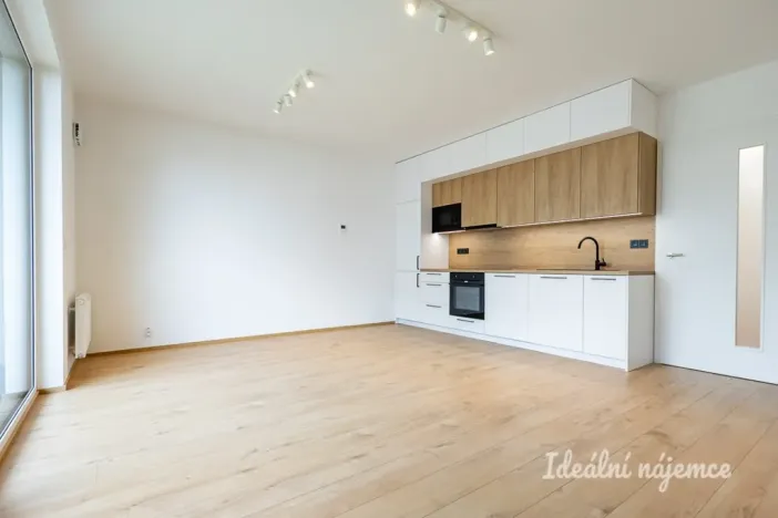 Pronájem bytu 1+kk, Praha - Chodov, Nebřenická, 37 m2
