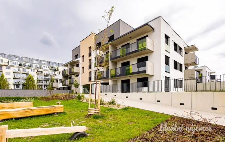 Pronájem bytu 1+kk, Praha - Chodov, Nebřenická, 37 m2