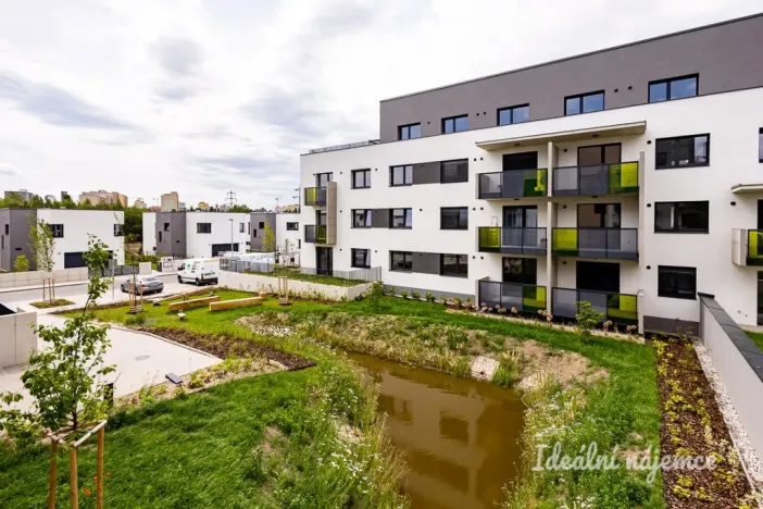 Pronájem bytu 1+kk, Praha - Chodov, Nebřenická, 33 m2
