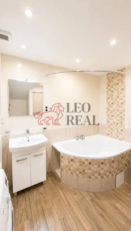 Prodej bytu 3+kk, Železné, 72 m2