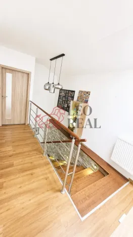 Prodej bytu 3+kk, Železné, 72 m2
