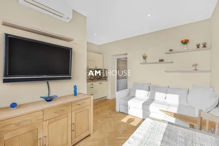 Pronájem bytu 1+kk, Praha - Vinohrady, Sobotecká, 32 m2