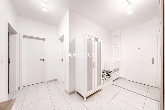 Pronájem bytu 3+kk, Praha - Strašnice, Zvěřinova, 85 m2