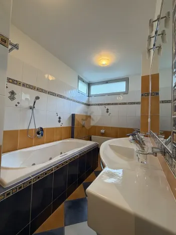 Pronájem bytu 3+kk, Praha - Střešovice, Na bateriích, 104 m2