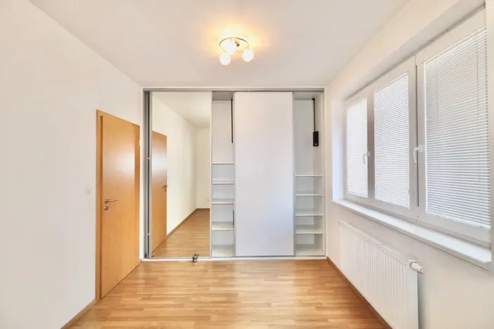 Pronájem bytu 2+kk, Praha - Nusle, Kloboučnická, 50 m2