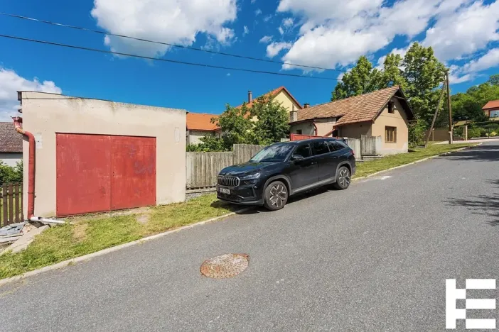 Prodej chalupy, Hradčany, 86 m2