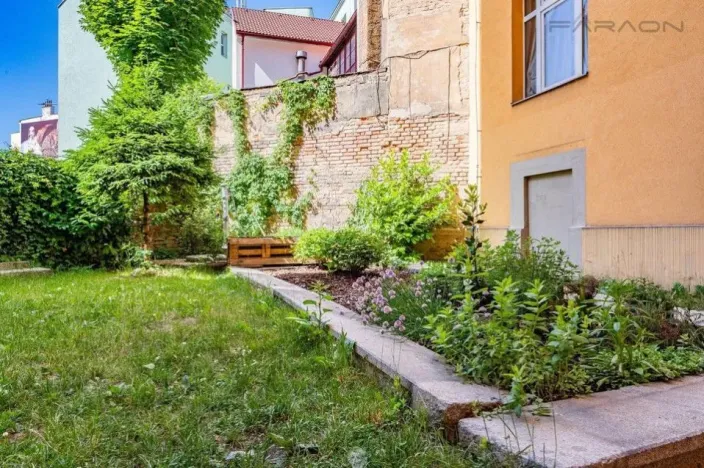 Prodej bytu 2+kk, Praha - Libeň, Zenklova, 30 m2