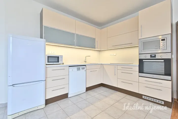 Pronájem bytu 2+kk, Brno, Bělohorská, 64 m2