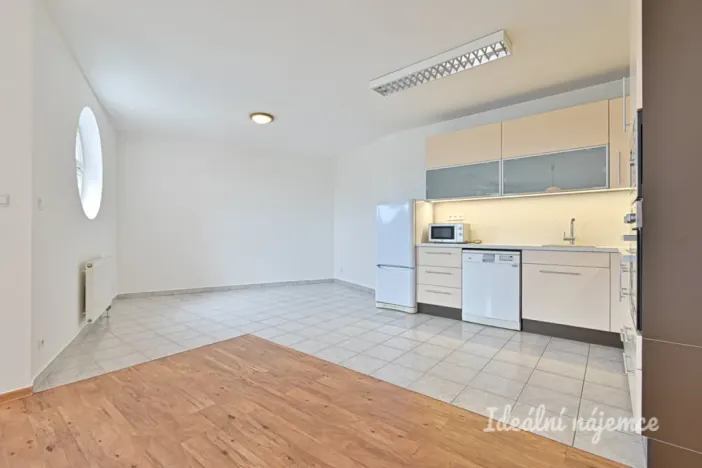 Pronájem bytu 2+kk, Brno, Bělohorská, 64 m2