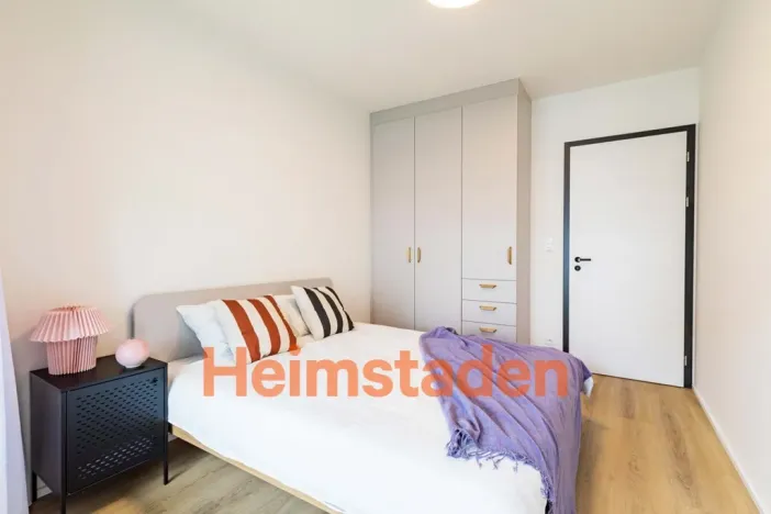 Pronájem bytu 2+kk, Praha - Holešovice, Vrbenského, 56 m2