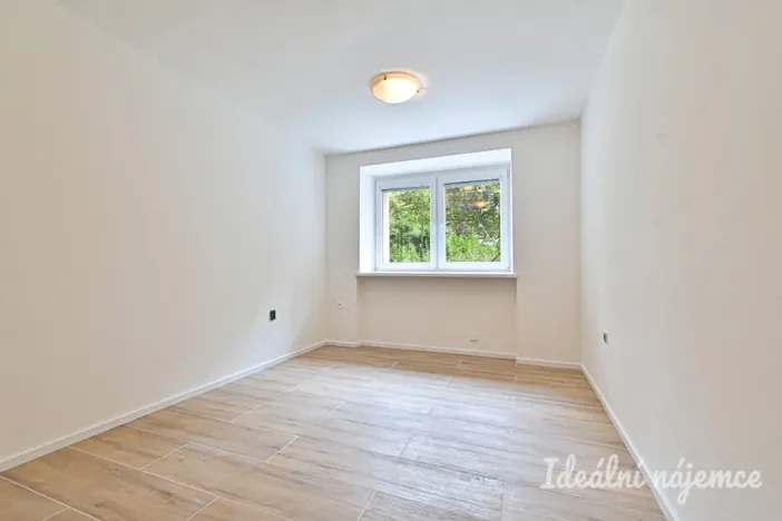 Pronájem bytu 1+1, Brno, Mášova, 38 m2