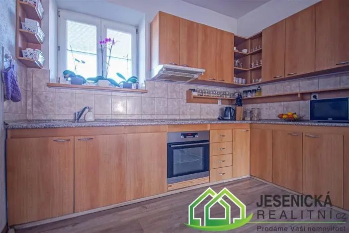 Pronájem bytu 2+kk, Žulová, Josefské náměstí, 71 m2