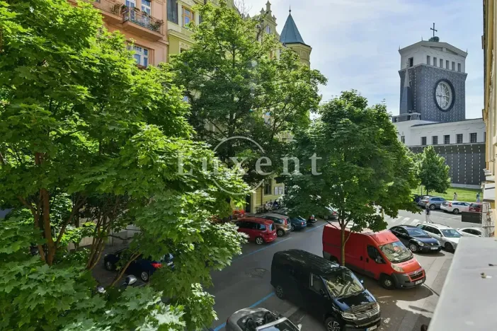 Pronájem bytu 3+kk, Praha - Vinohrady, náměstí Jiřího z Poděbrad, 92 m2