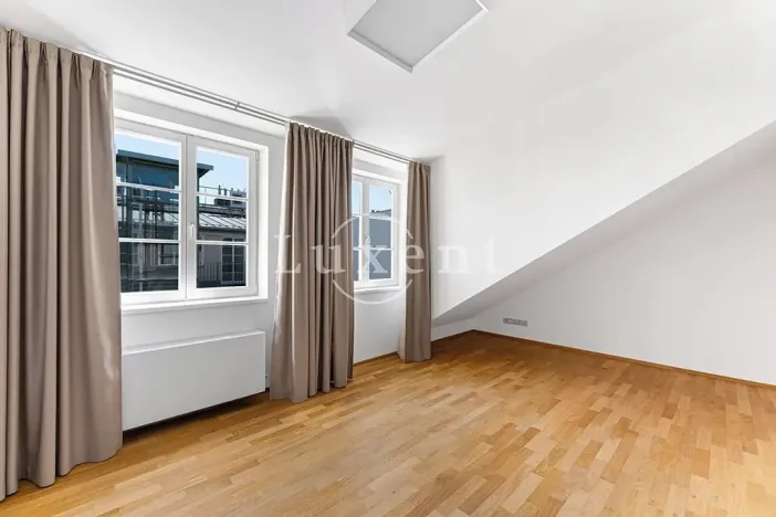 Pronájem bytu 4+kk, Praha - Malá Strana, Vítězná, 213 m2