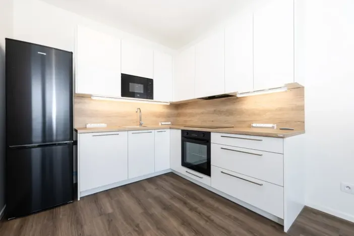 Pronájem bytu 2+kk, Praha - Černý Most, Arnošta Valenty, 49 m2