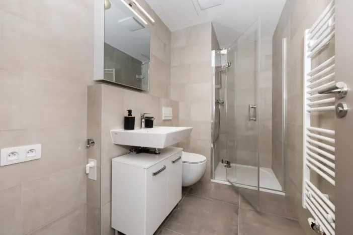 Pronájem bytu 2+kk, Praha - Černý Most, Arnošta Valenty, 49 m2
