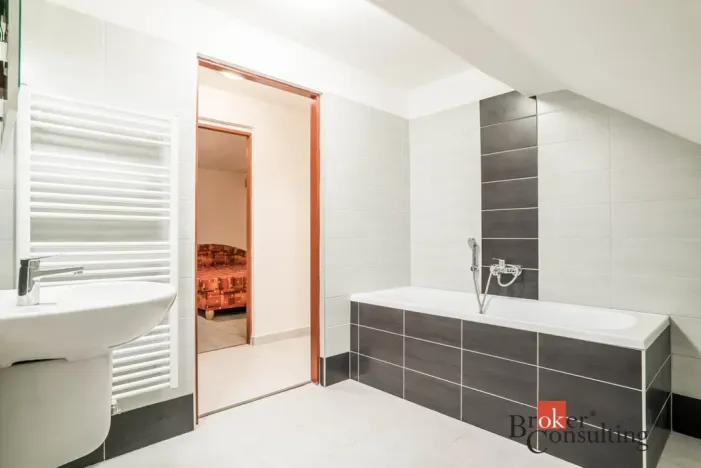 Pronájem bytu 2+kk, Lhotka, 60 m2