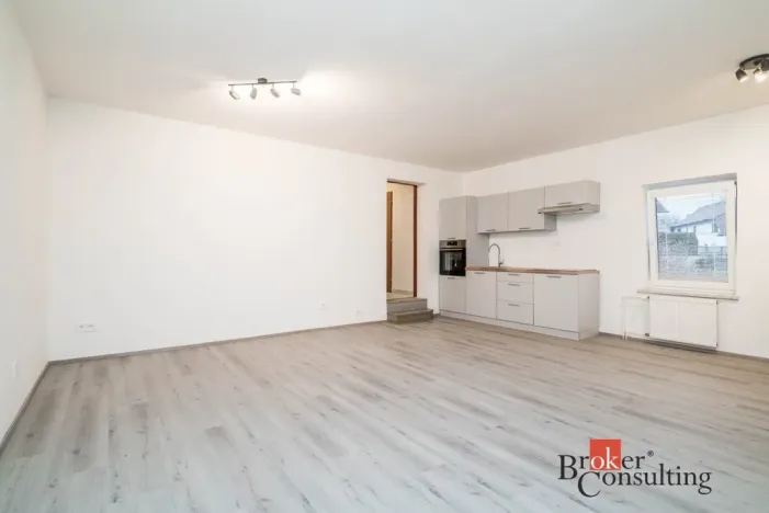 Pronájem bytu 2+kk, Lhotka, 60 m2