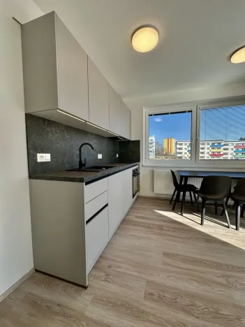 Pronájem bytu 2+kk, Rousínov, V Sídlišti, 50 m2