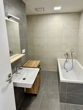 Pronájem bytu 2+kk, Rousínov, V Sídlišti, 50 m2